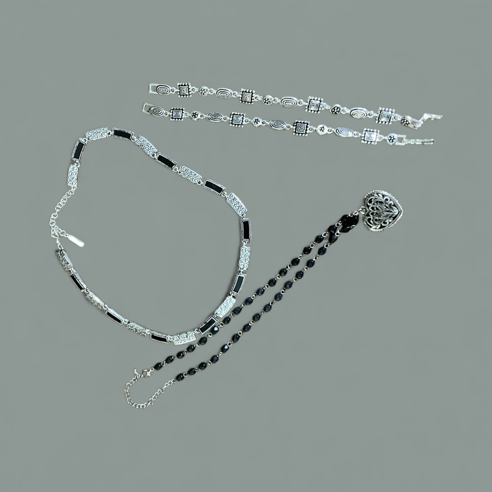 Unsigned Necklaces And Bracelets Silver Toned Met… - image 2